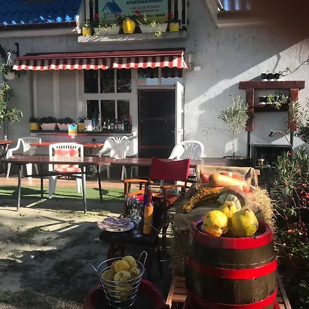 Blue House Kek Haz Ueduelo Semesterbostad *