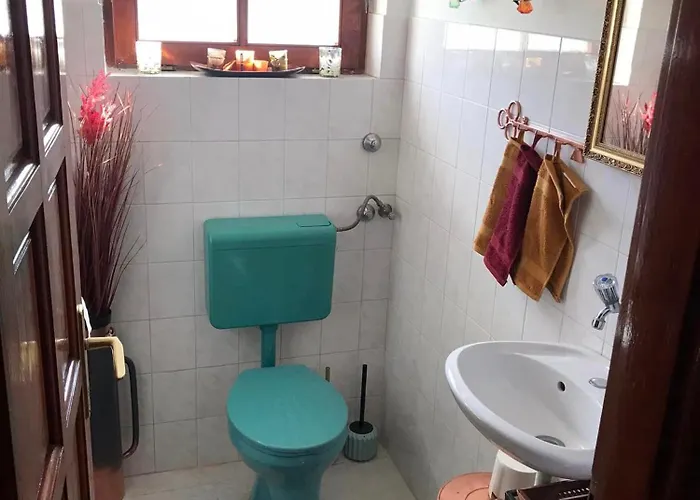 Blue House Kek Haz Ueduelo 度假居