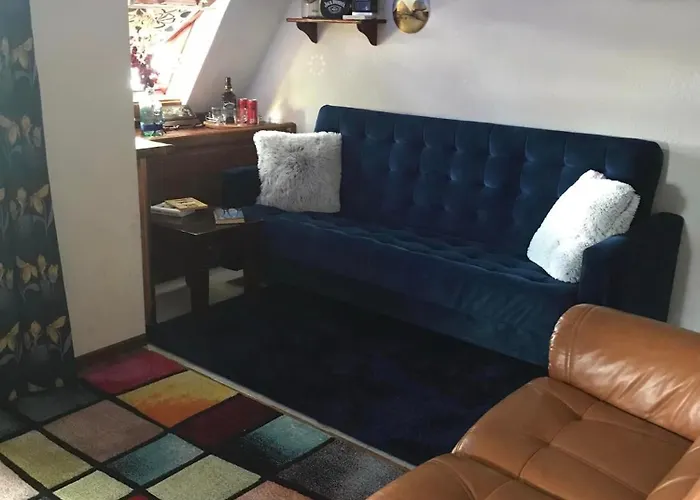 Blue House Kek Haz Ueduelo 度假居 杜瑙保陶伊