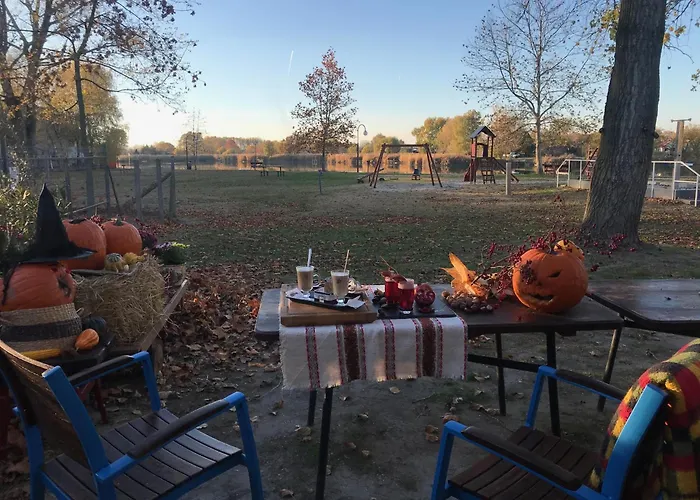 度假居 Blue House Kek Haz Ueduelo 杜瑙保陶伊